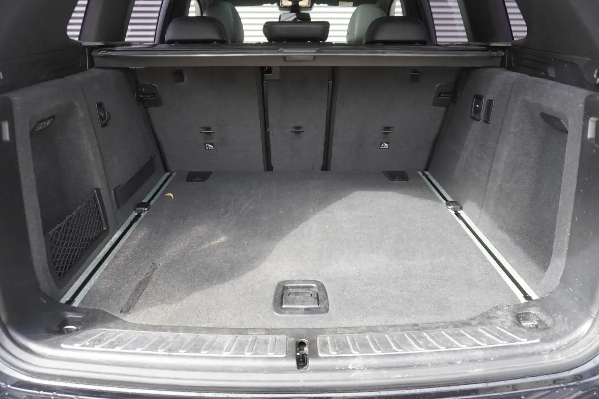 xDrive20i Model M Sport| High Executive | Glazen panoramadak | 20 inch LM Dubbelspaak (Styling 699M) | HiFi System | Achteruitrijcamera
