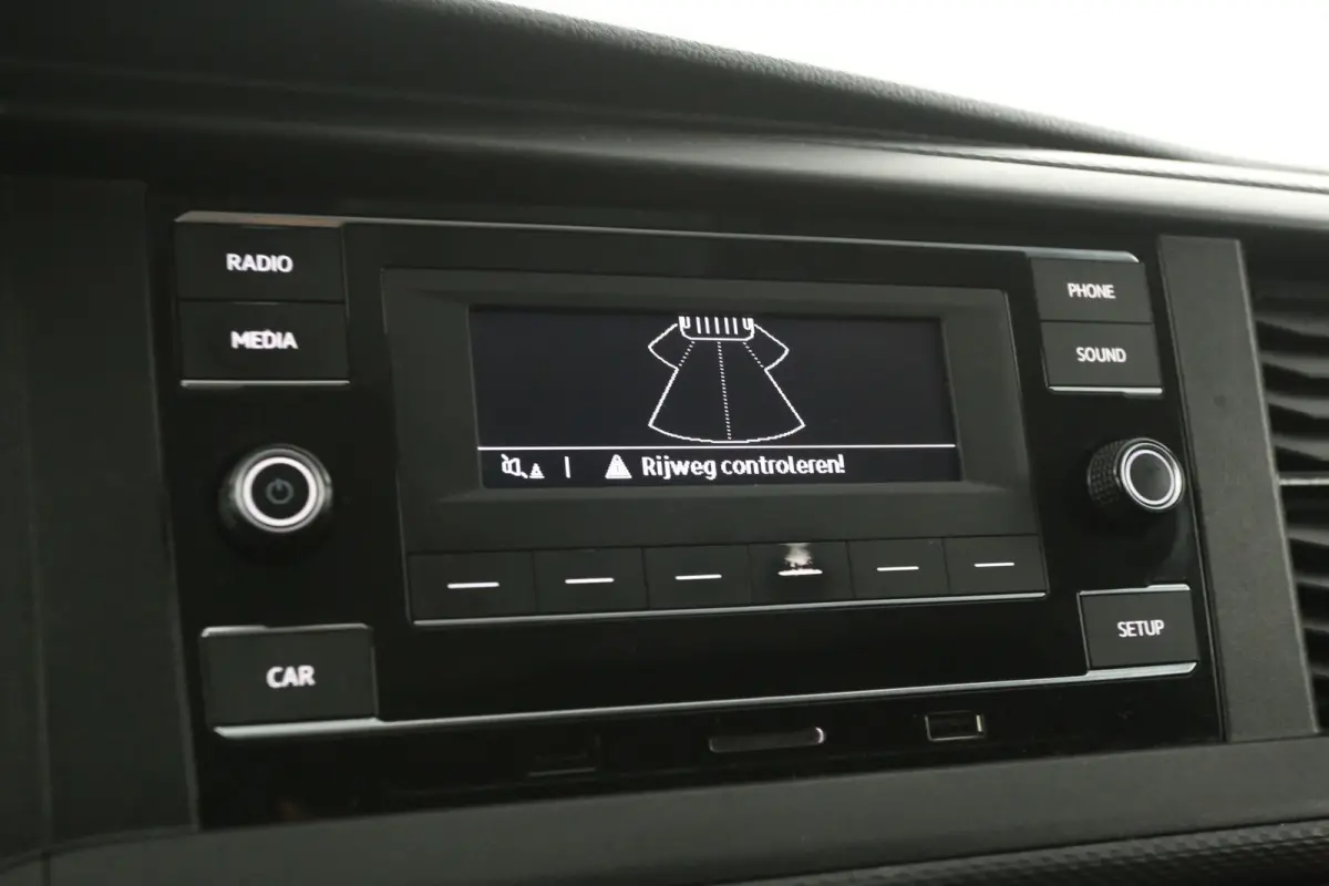2.0 TDI 150PK DSG L2H1 | Koelwagen 0° | Automaat | Airco | 3 Zits | Koelauto | Parkeersens.