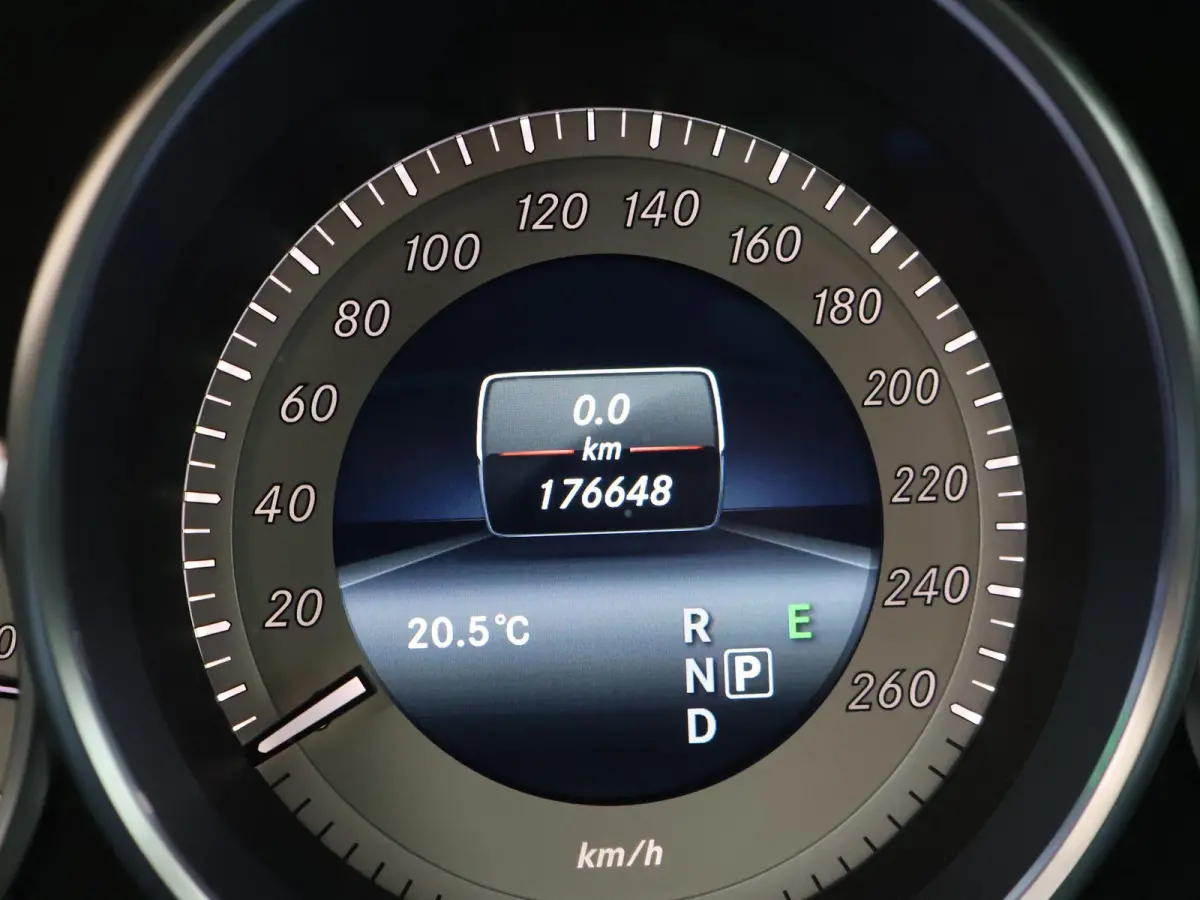 220d AUT9 AMG SPORT + SCHUIFDAK | 19 INCH | MEMORY | LEDER | CAMERA | STOELVERW. V+A