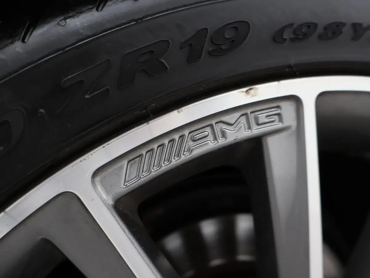 220d AUT9 AMG SPORT + SCHUIFDAK | 19 INCH | MEMORY | LEDER | CAMERA | STOELVERW. V+A