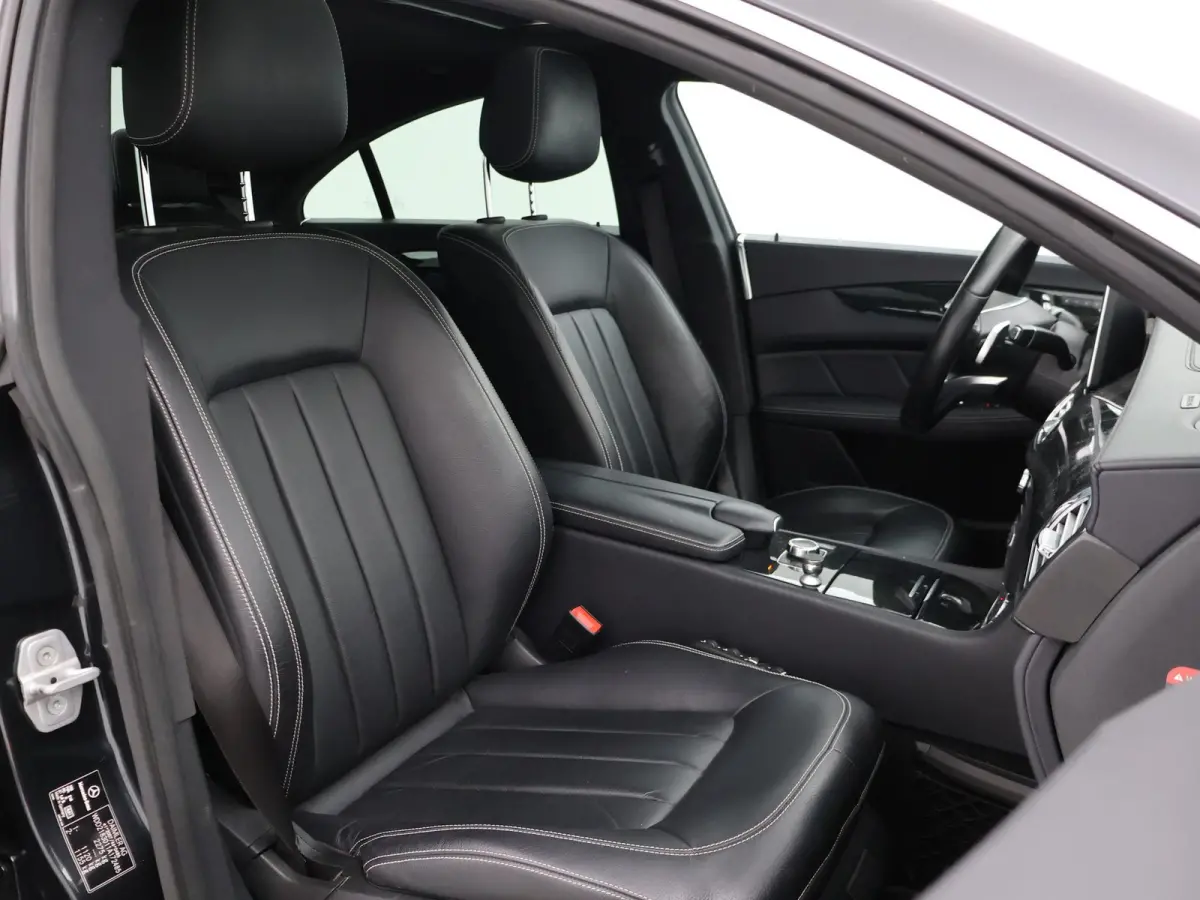220d AUT9 AMG SPORT + SCHUIFDAK | 19 INCH | MEMORY | LEDER | CAMERA | STOELVERW. V+A
