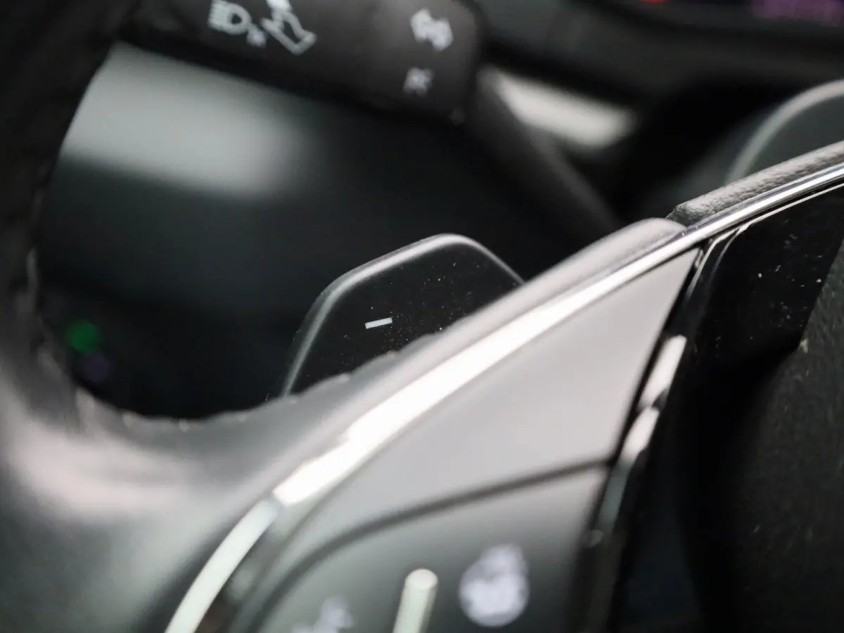 1.5 TSI ACT Business Edition | Automaat | Apple Carplay / Android Auto | Navigatie | camera | Virtual Cockpit | Verwarmde Stoelen | Cruise Control | Stuur verwarming