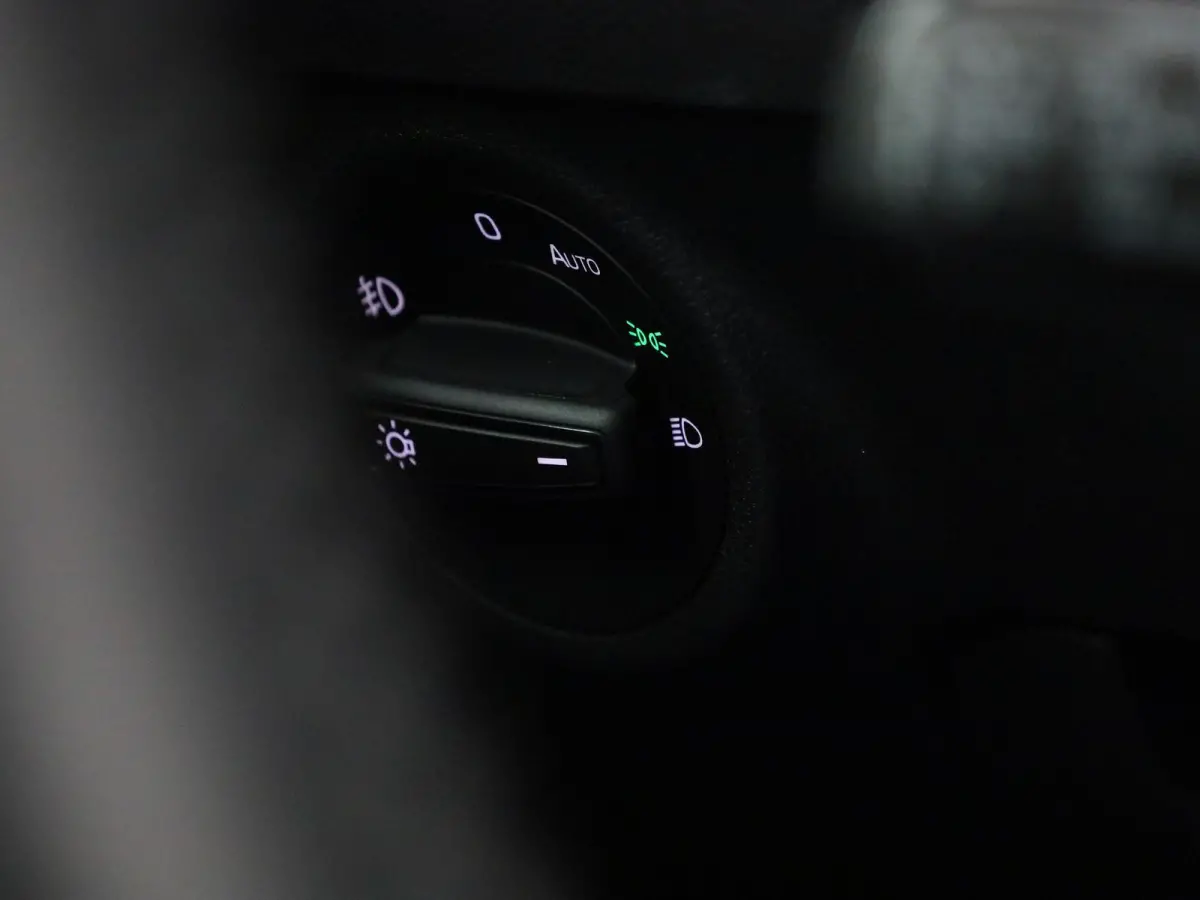 1.5 TSI ACT Business Edition | Automaat | Apple Carplay / Android Auto | Navigatie | camera | Virtual Cockpit | Verwarmde Stoelen | Cruise Control | Stuur verwarming