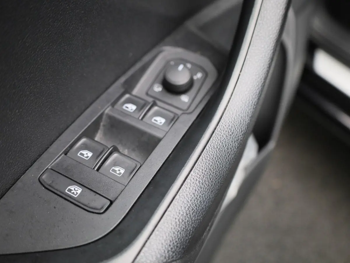 1.5 TSI ACT Business Edition | Automaat | Apple Carplay / Android Auto | Navigatie | camera | Virtual Cockpit | Verwarmde Stoelen | Cruise Control | Stuur verwarming