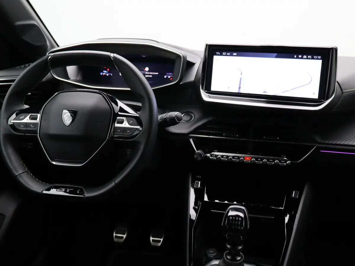 1.2 PureTech 100 GT Navi | achteruitrijcamera | Apple Carplay | licht metalen velgen 17''|