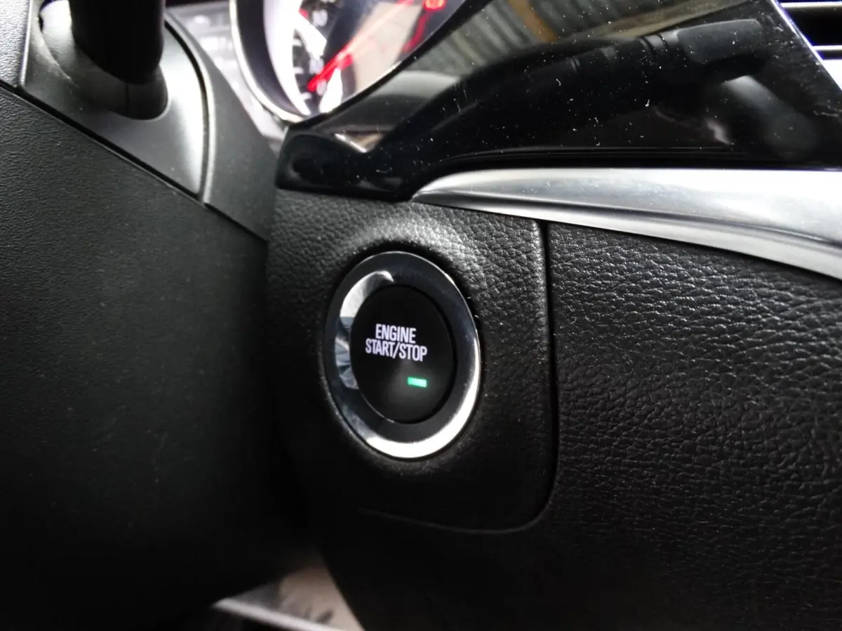 1.2 110pk Elegance/Trekhaak/Carplay