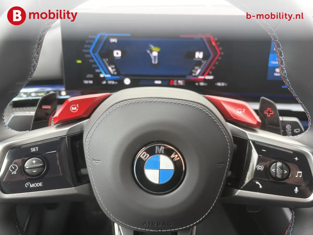 M5 M-Drivers Package Origineel NL Trekhaak Onderhoudscontract | Bowers&Wilkins | Stoelverwarming/Ventilatie | Head-Up