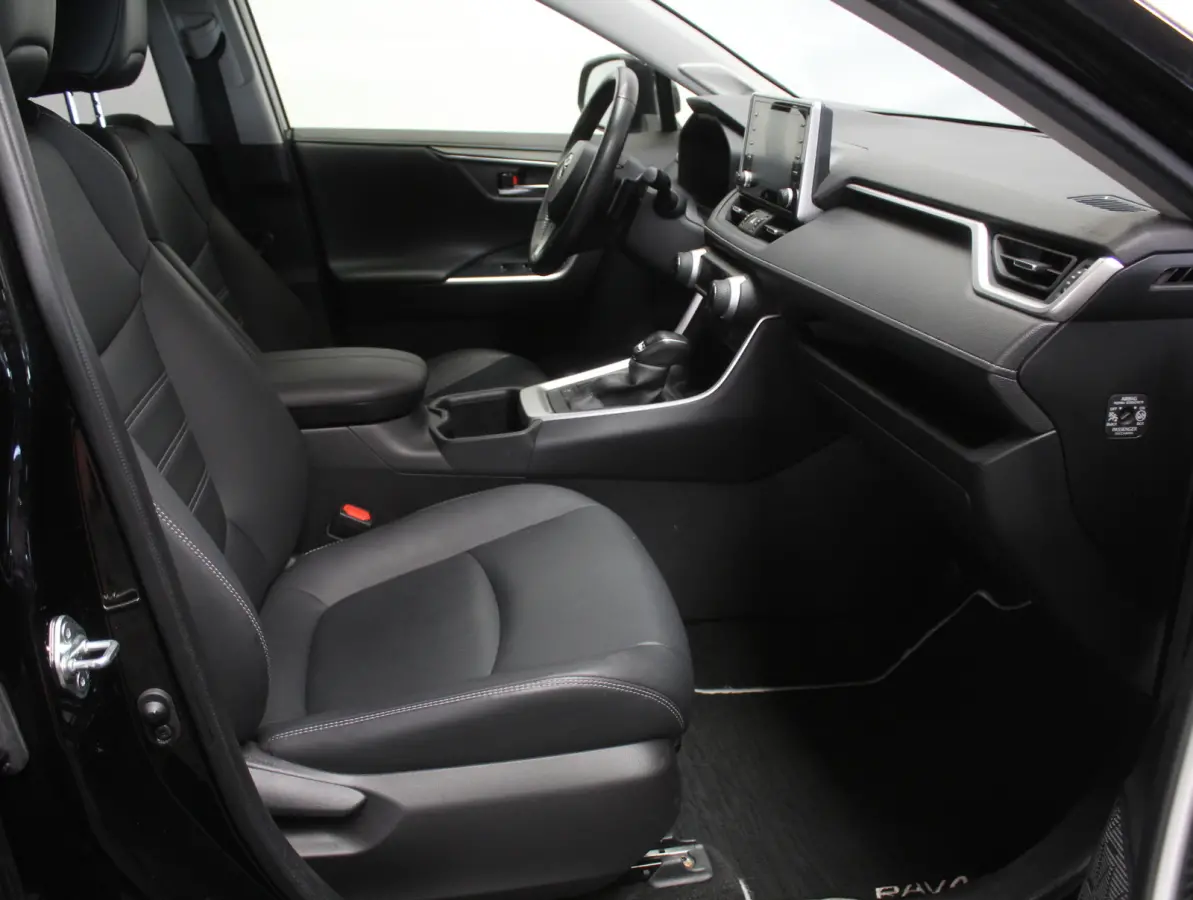 2.5 Hybrid Style CARPLAY | LMV18 | CLIMATE | LED | ADAPCRUISE | LEDER | ELECAKLEP | AFNTRHAAK | NAVI | 360CAMERA | STOELVERW