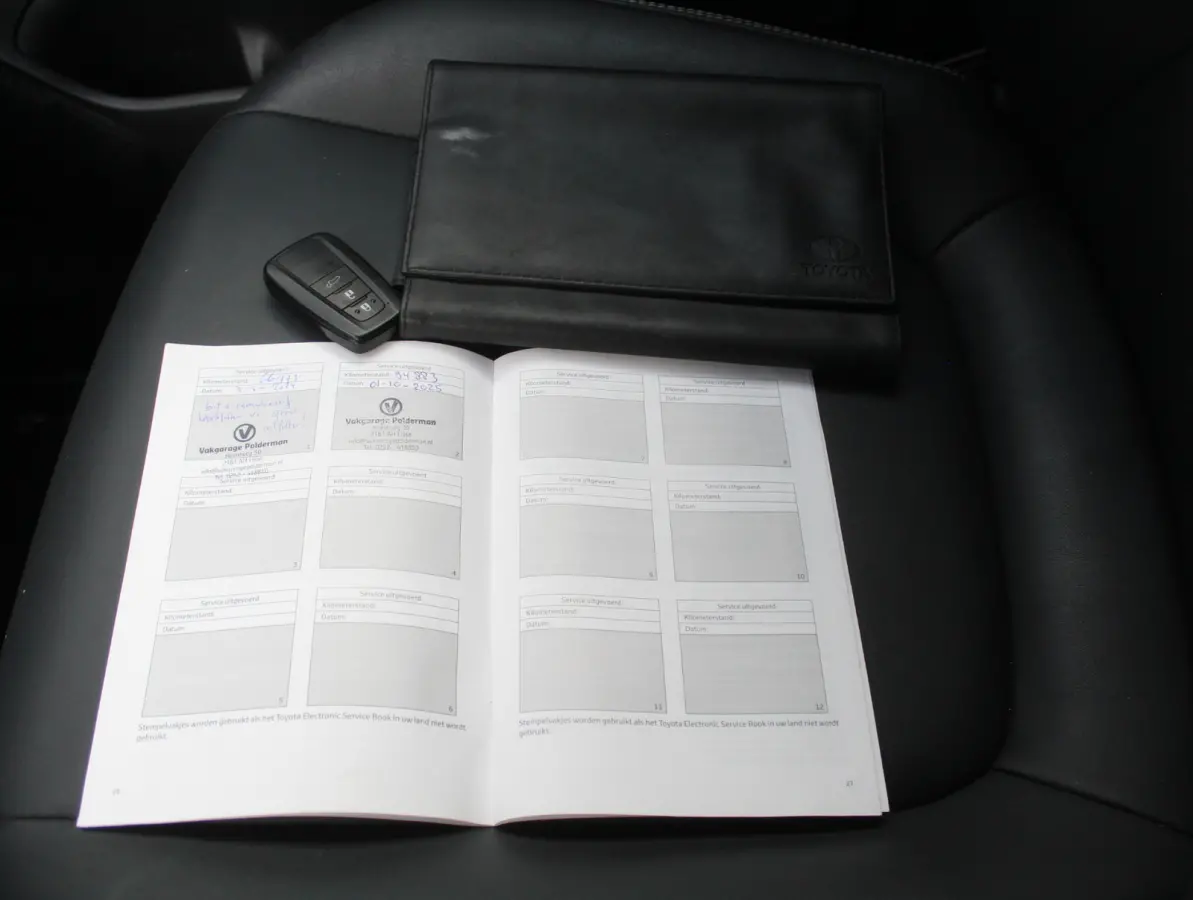 2.5 Hybrid Style CARPLAY | LMV18 | CLIMATE | LED | ADAPCRUISE | LEDER | ELECAKLEP | AFNTRHAAK | NAVI | 360CAMERA | STOELVERW