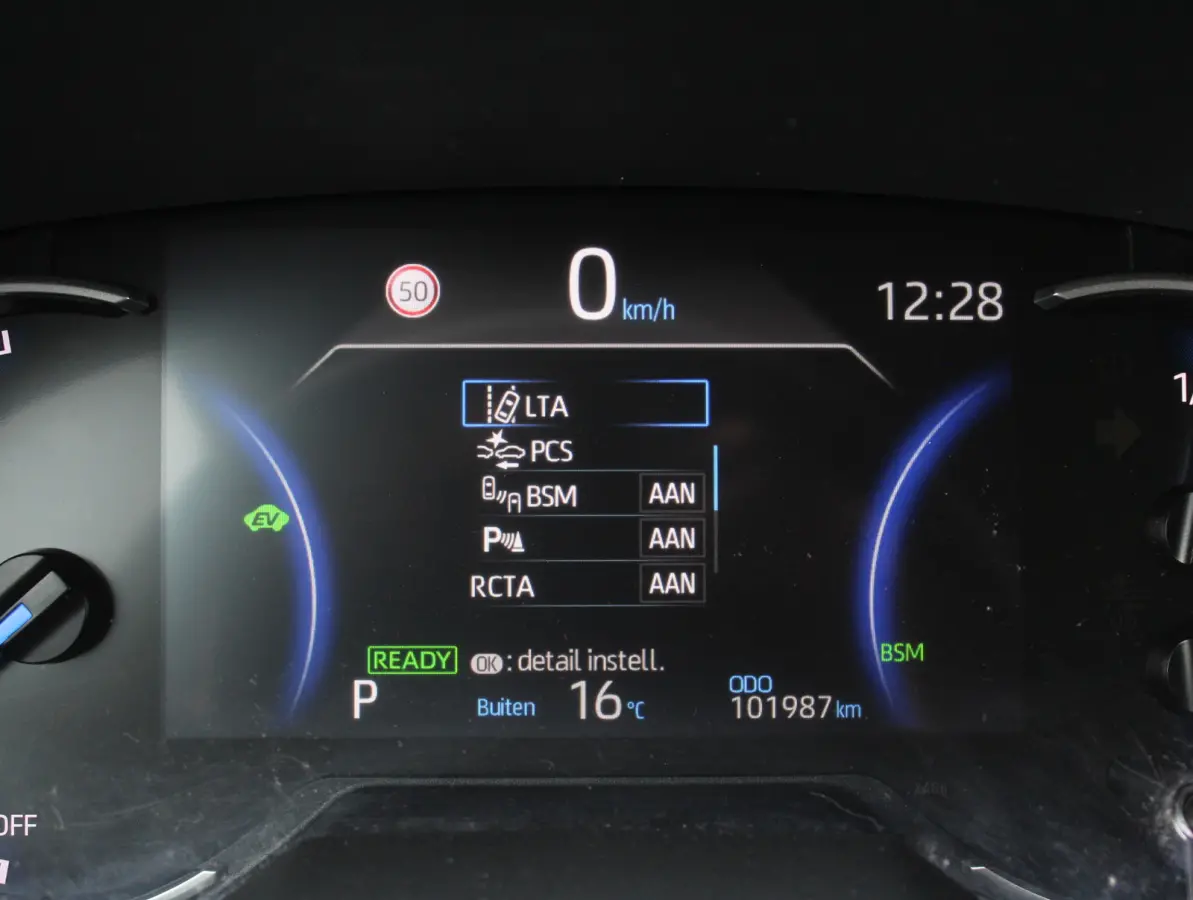 2.5 Hybrid Style CARPLAY | LMV18 | CLIMATE | LED | ADAPCRUISE | LEDER | ELECAKLEP | AFNTRHAAK | NAVI | 360CAMERA | STOELVERW
