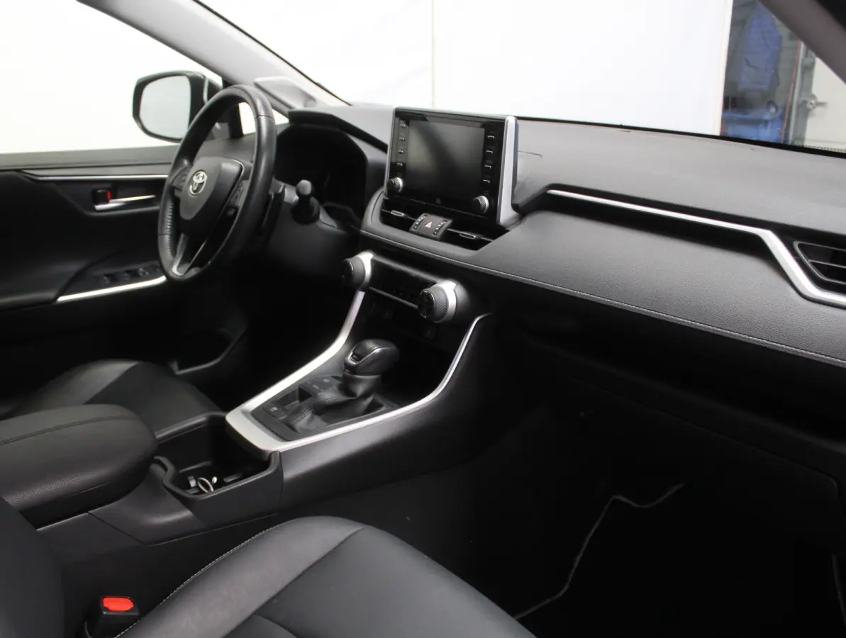 2.5 Hybrid Style CARPLAY | LMV18 | CLIMATE | LED | ADAPCRUISE | LEDER | ELECAKLEP | AFNTRHAAK | NAVI | 360CAMERA | STOELVERW