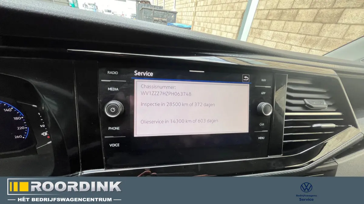 T6.1 TDI L2H1 30 - 150 pk DSG - Digitaal dash. LMV, bumpers in kleur, standkachel