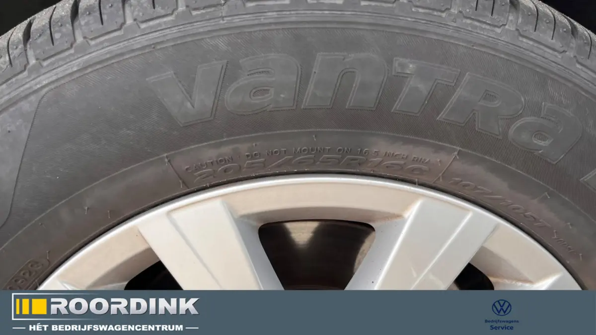 T6.1 TDI L2H1 30 - 150 pk DSG - Digitaal dash. LMV, bumpers in kleur, standkachel