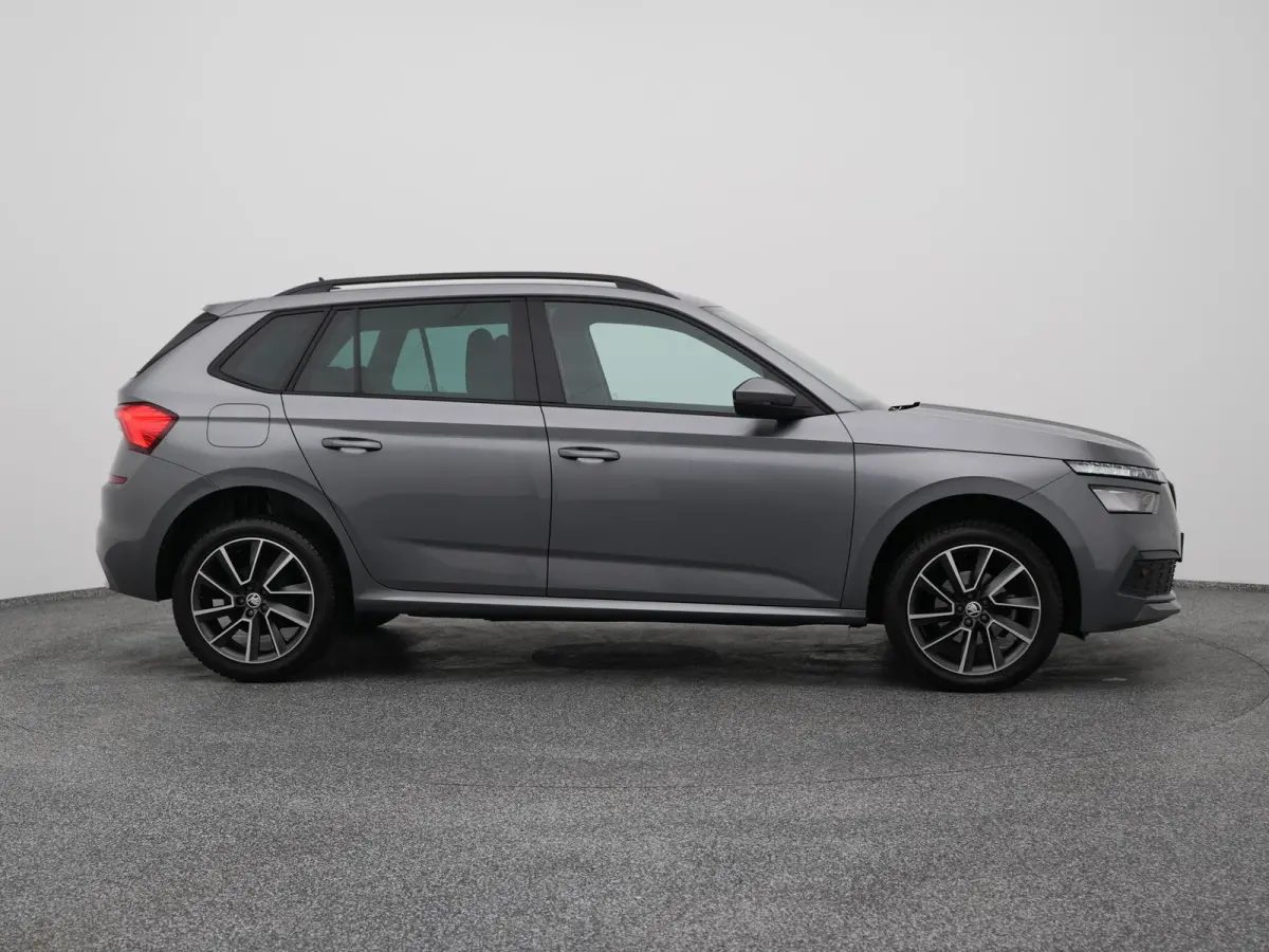 1.0 TSI DSG-7 Sport Business | CAMERA | CARPLAY | STOELVERW.