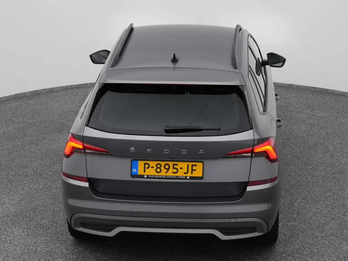 1.0 TSI DSG-7 Sport Business | CAMERA | CARPLAY | STOELVERW.
