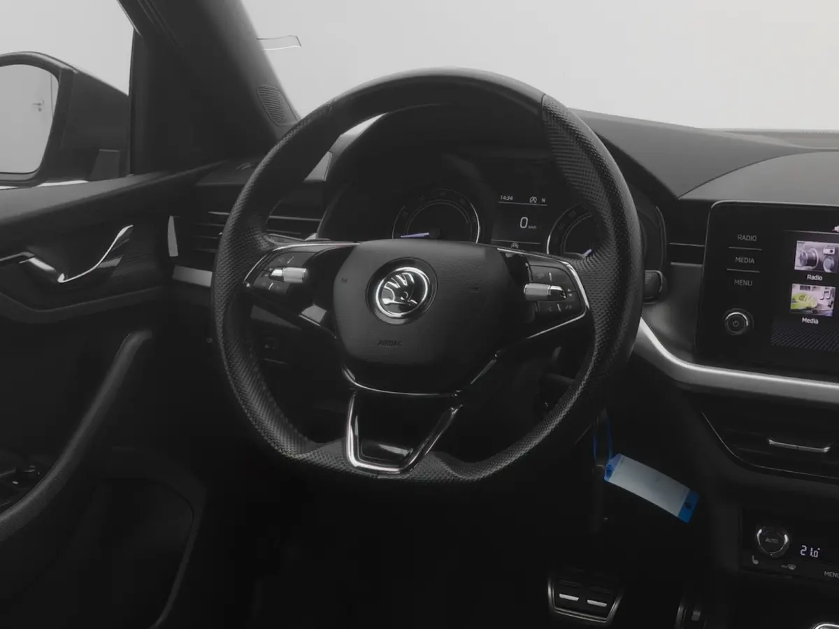 1.0 TSI DSG-7 Sport Business | CAMERA | CARPLAY | STOELVERW.