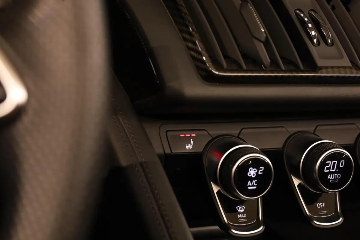 5.2 V10 FSI Quattro+|Ceramic|Full Carbon|Exclusive|