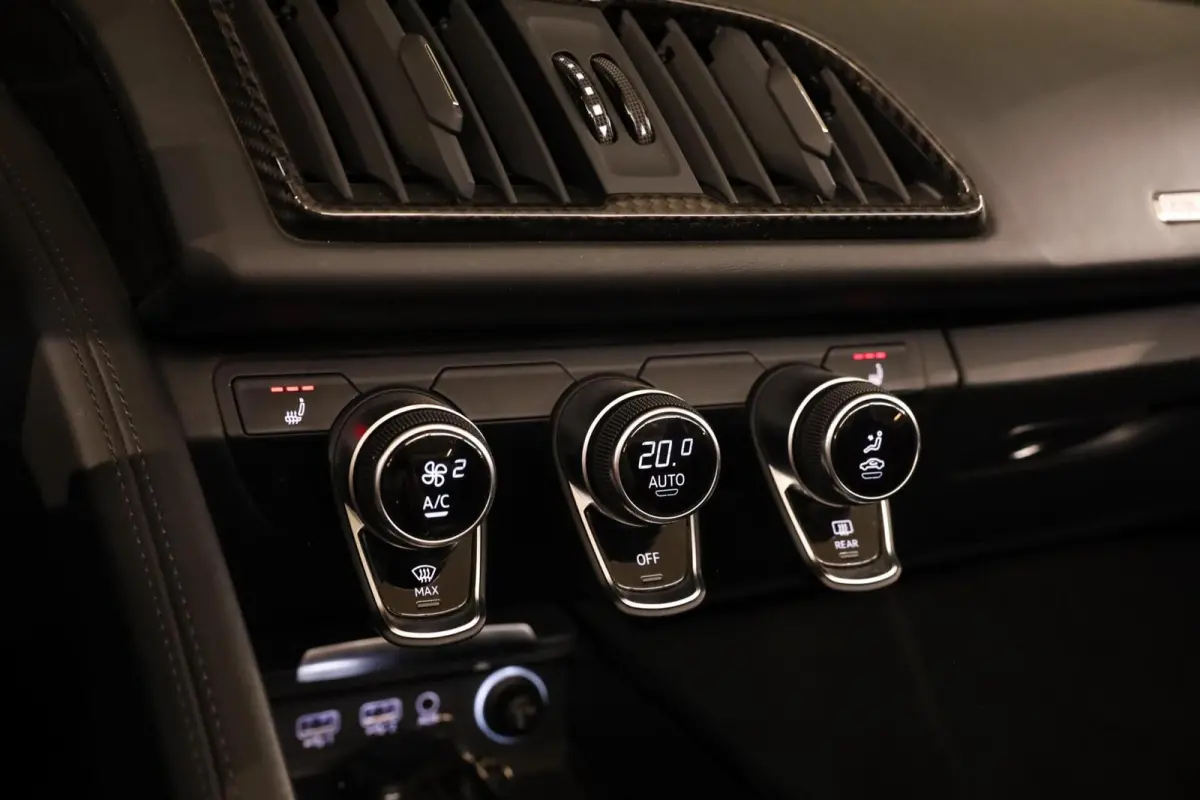 5.2 V10 FSI Quattro+|Ceramic|Full Carbon|Exclusive|