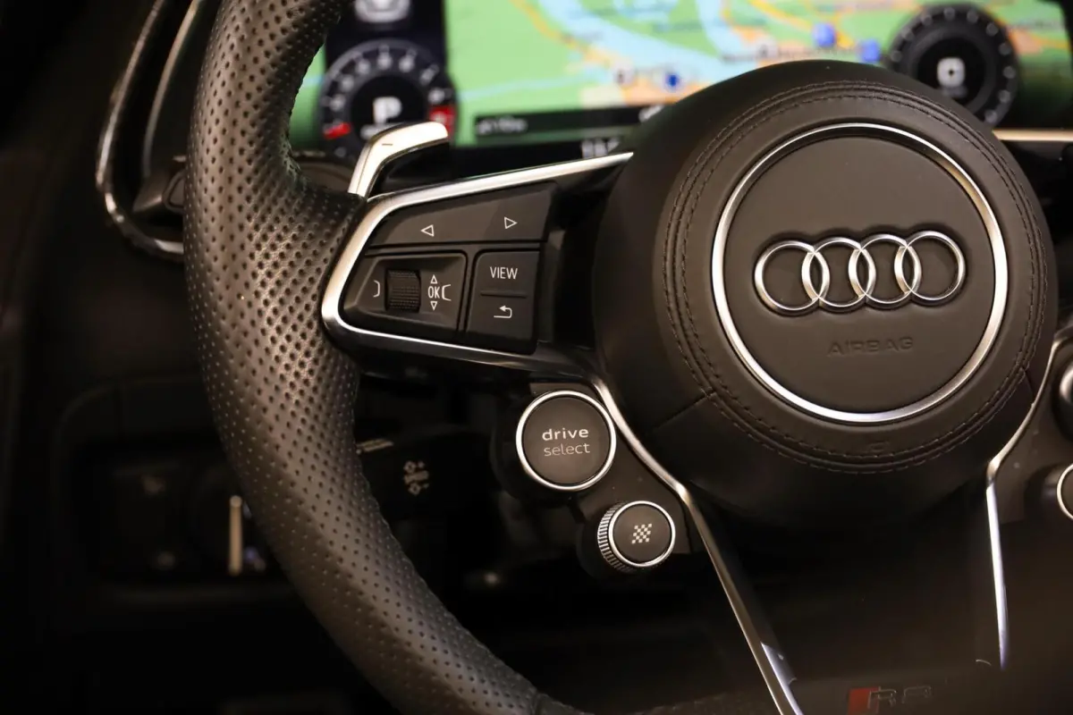 5.2 V10 FSI Quattro+|Ceramic|Full Carbon|Exclusive|