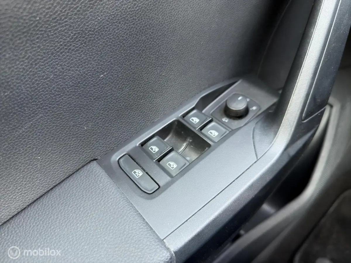 1.0 TSI Style / Automaat / Carplay / All in prijs