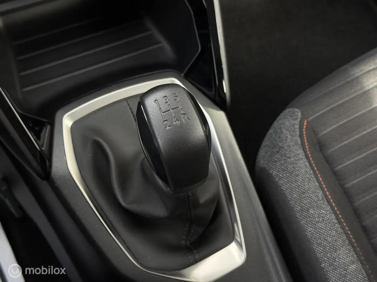 1.2 PureTech Active Carplay | Navigatie | Airco