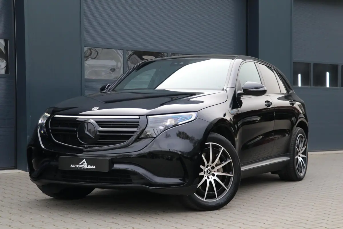 400 4MATIC |AMG|80 kWh AppleCarplay Sfeerverlicht Trekhaak Sportzetels Leer/Alcantara 20'Inch Blindspot WideScreen Uitstraling!! BJ2021