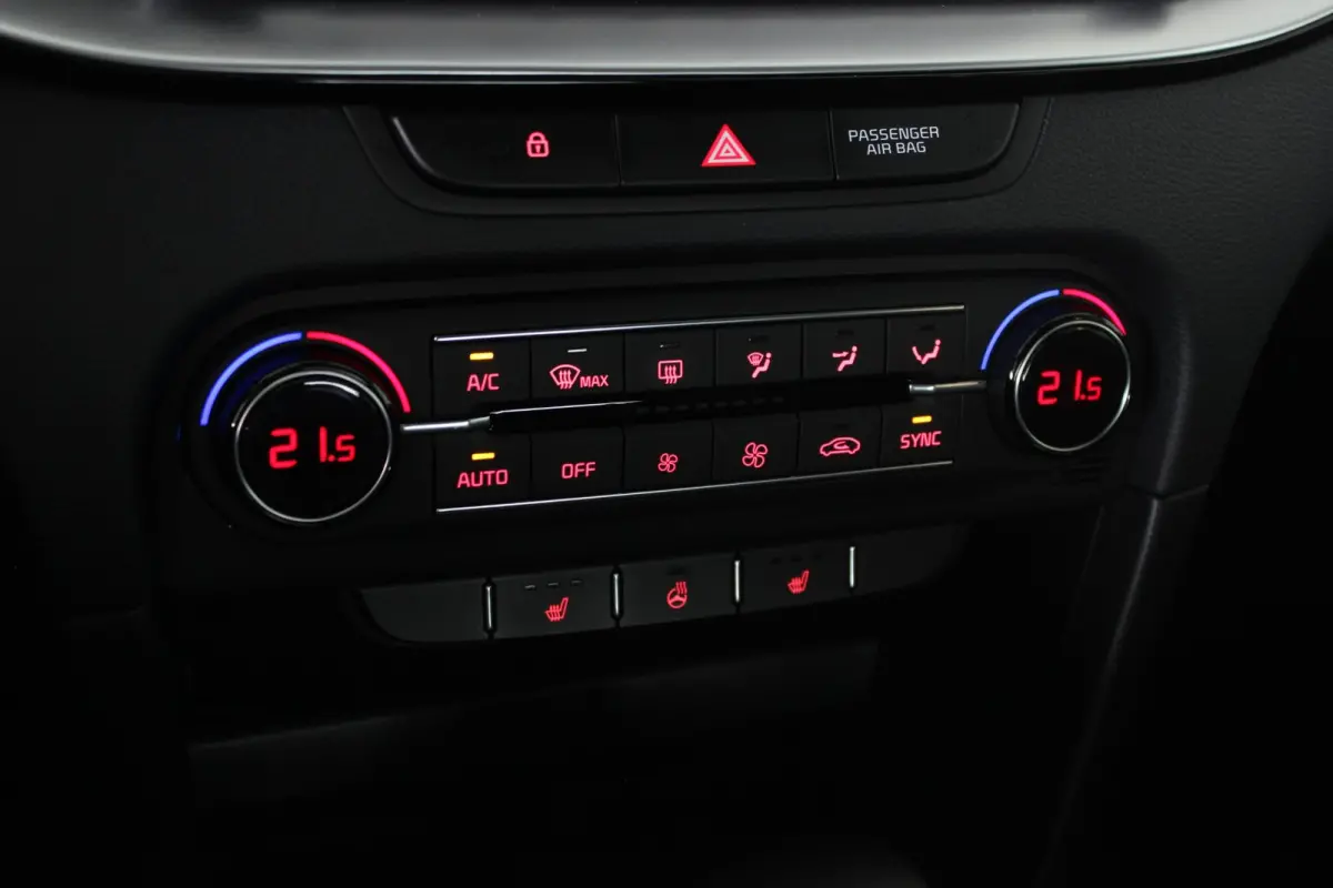 1.4 T-GDi DynamicPlusLine Afn. Trekhaak | Carplay | Camera | Adapt. Cruise | Bluetooth | Stoel/Stuurverw. | 18" LMV | PDC
