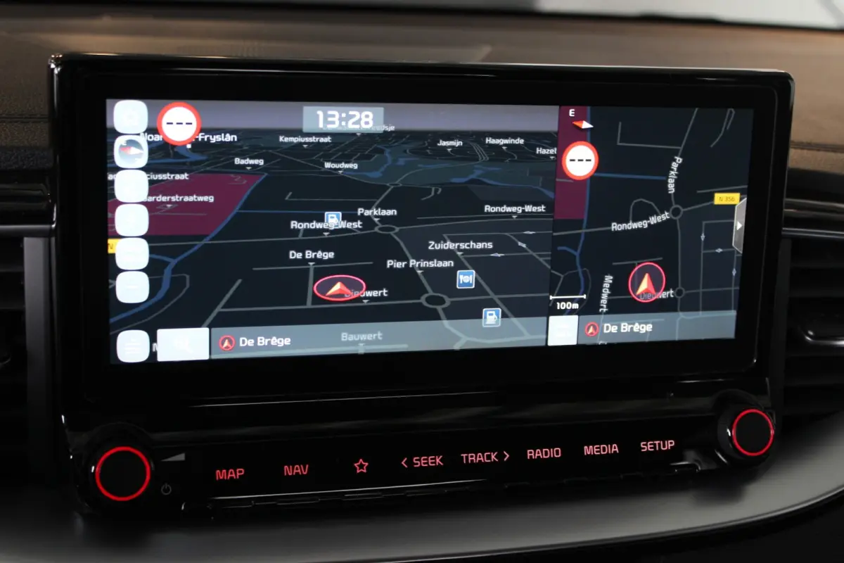 1.4 T-GDi DynamicPlusLine Afn. Trekhaak | Carplay | Camera | Adapt. Cruise | Bluetooth | Stoel/Stuurverw. | 18" LMV | PDC