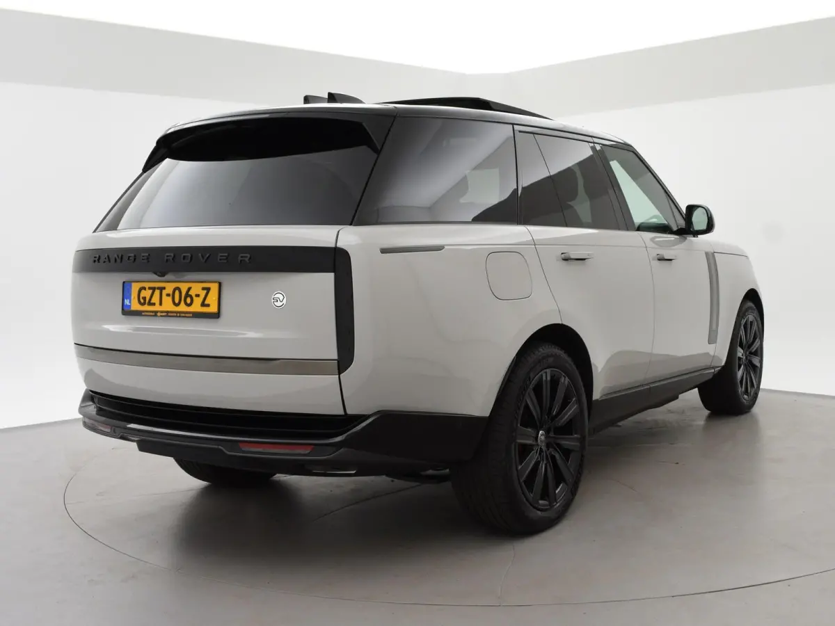 SV 3.0 P550e PHEV SV - ORIG. NL BORASCO GREY + REAR ENTERTAINMENT | SV INTREPID EXTERIEUR | TREKHAAK