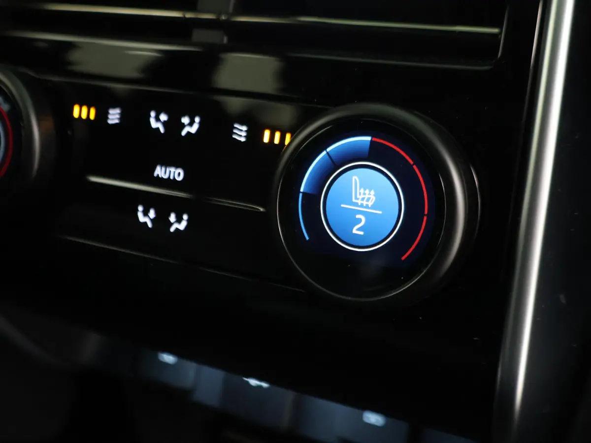 SV 3.0 P550e PHEV SV - ORIG. NL BORASCO GREY + REAR ENTERTAINMENT | SV INTREPID EXTERIEUR | TREKHAAK