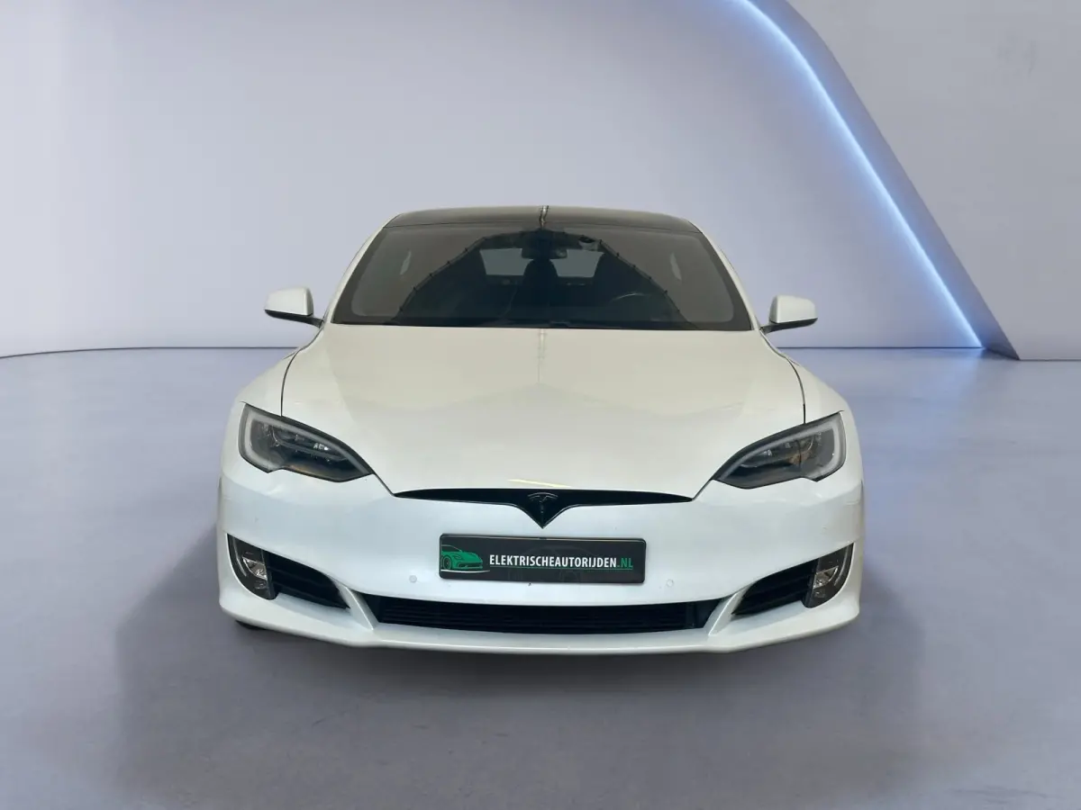P100D PERFORMANCE|700PK| INRUIL MOGELIJK|