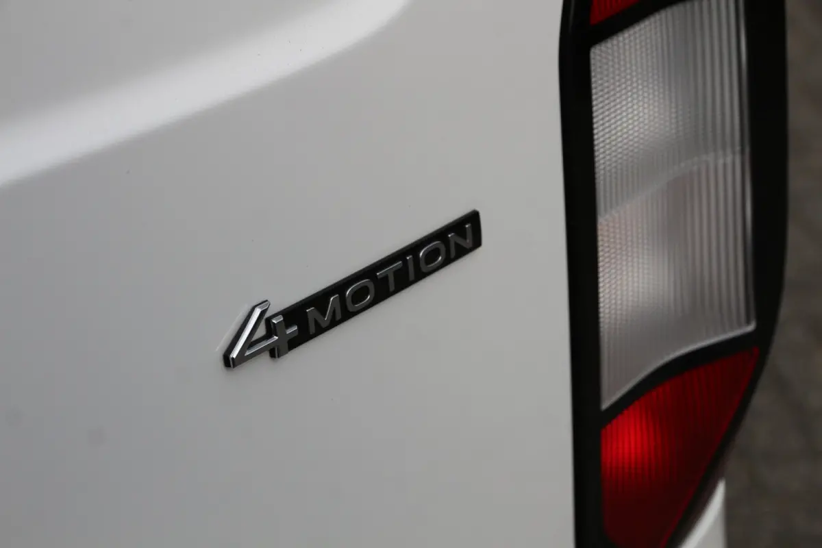 2.0 TDI | 4Motion / 4x4 | Zwaaibalk | Standkachel | Clima..