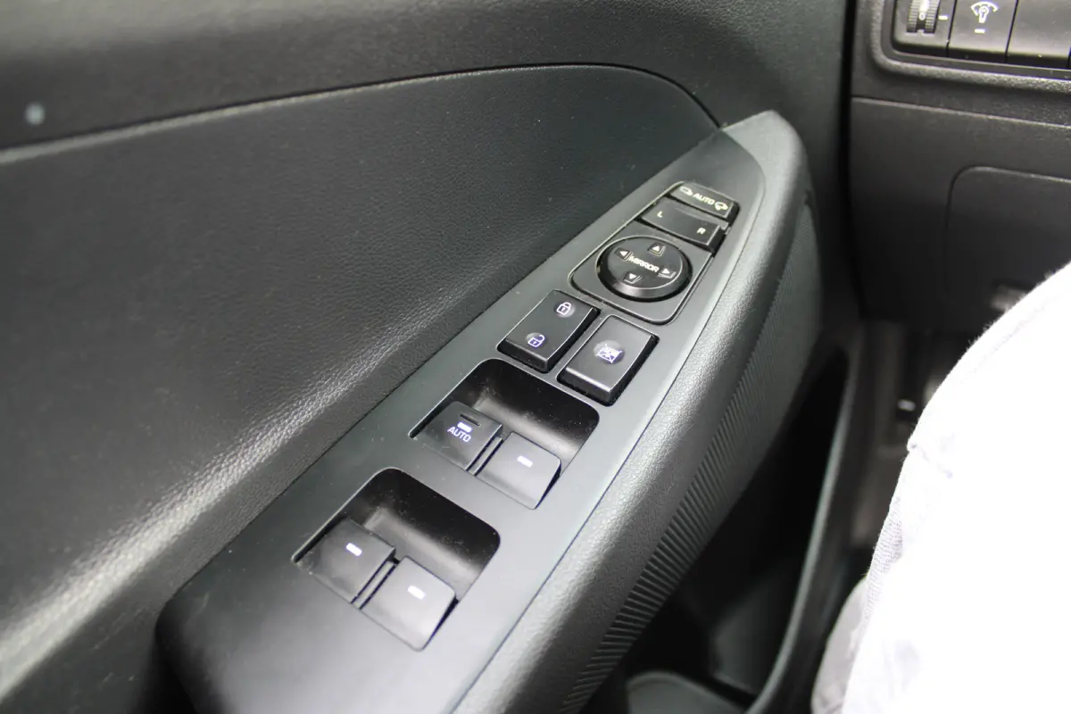 1.6 GDi Comfort | Trekhaak | Dodehoek detectie | Parkeersensor achter | Voorstoelen verwarmd
