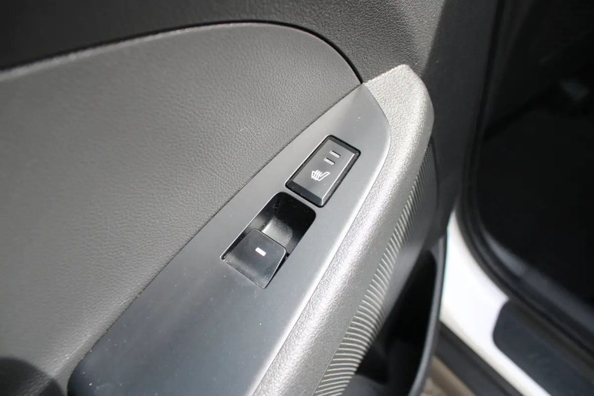 1.6 GDi Comfort | Trekhaak | Dodehoek detectie | Parkeersensor achter | Voorstoelen verwarmd