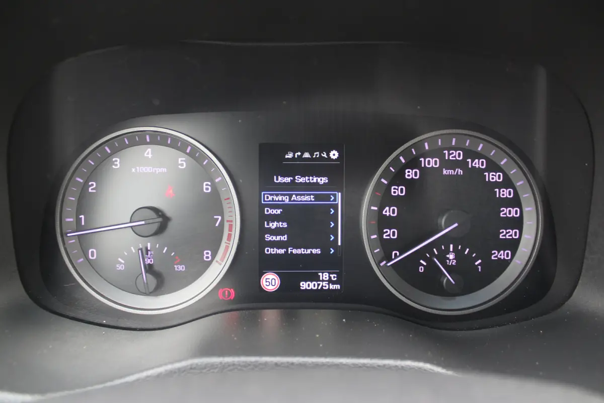 1.6 GDi Comfort | Trekhaak | Dodehoek detectie | Parkeersensor achter | Voorstoelen verwarmd
