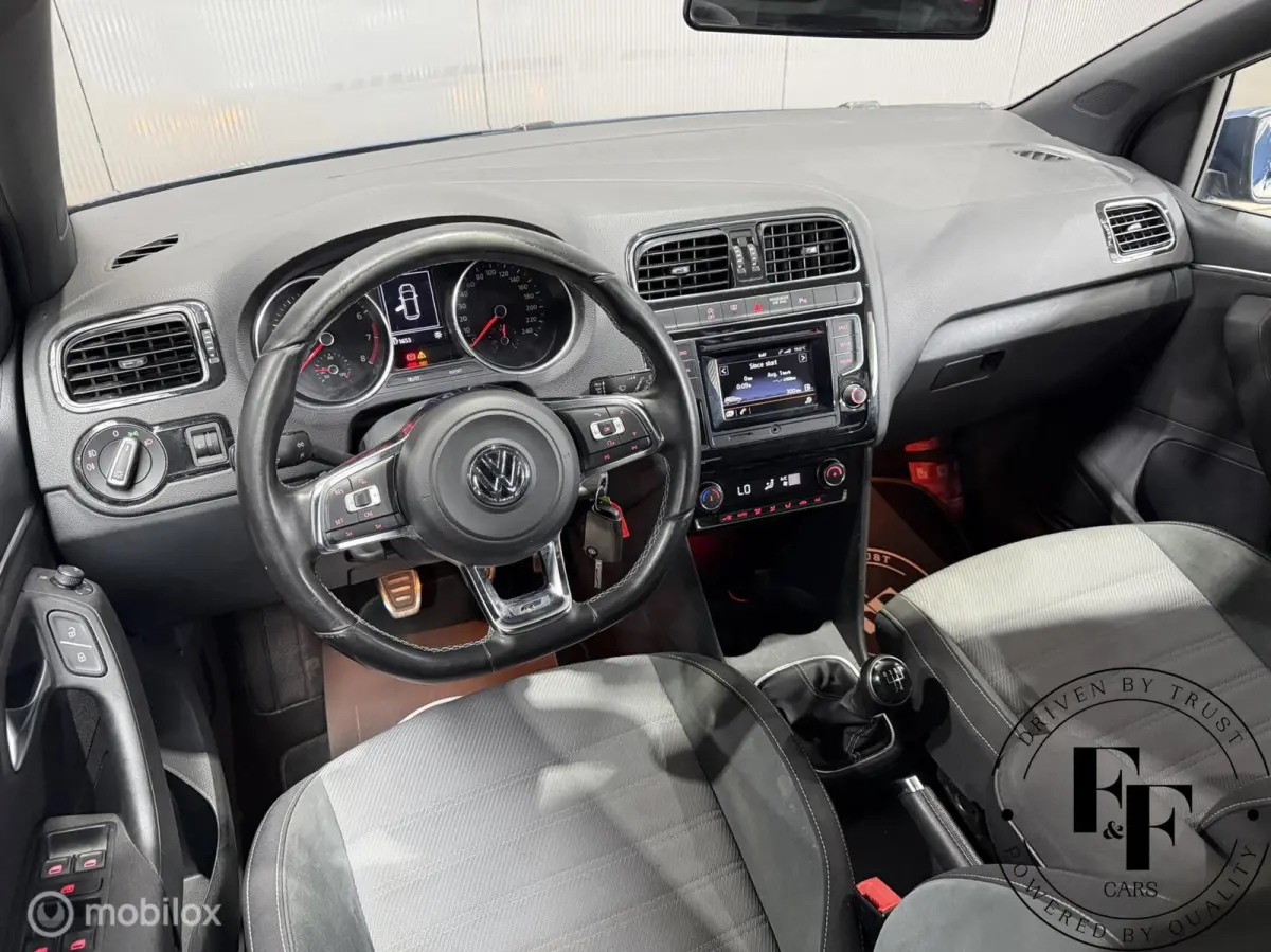 1.2 TSI Original Full R Line IN en UIT