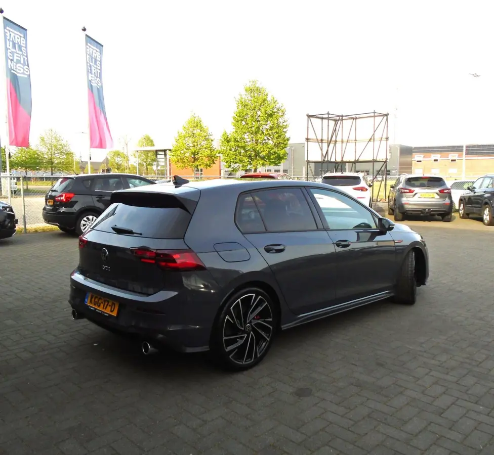 2.0 TSI GTI,19'',Trekhaak,Navi,CarPlay