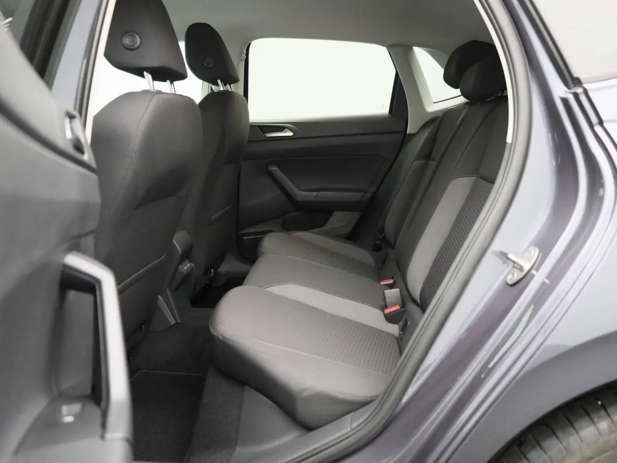 1.0 TSI Life Edition 95 PK| Origineel Nederlands | 1e Eigenaar | Navigatie | Achteruitrijcamera | Stoelverwarming | Keyless | Parkeersensoren | Climatronic