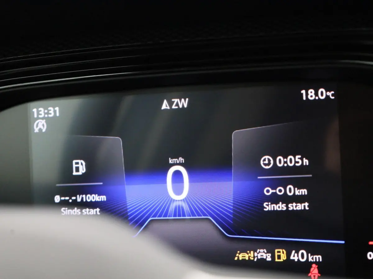 1.0 TSI Life Edition 95 PK| Origineel Nederlands | 1e Eigenaar | Navigatie | Achteruitrijcamera | Stoelverwarming | Keyless | Parkeersensoren | Climatronic