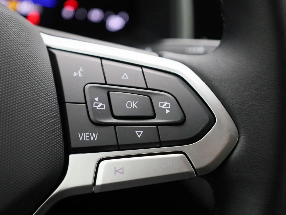 1.0 TSI Life Edition 95 PK| Origineel Nederlands | 1e Eigenaar | Navigatie | Achteruitrijcamera | Stoelverwarming | Keyless | Parkeersensoren | Climatronic