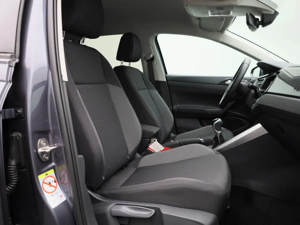 1.0 TSI Life Edition 95 PK| Origineel Nederlands | 1e Eigenaar | Navigatie | Stoelverwarming | Keyless | Climatronic | Achteruitrijcamera | Parkeersensoren
