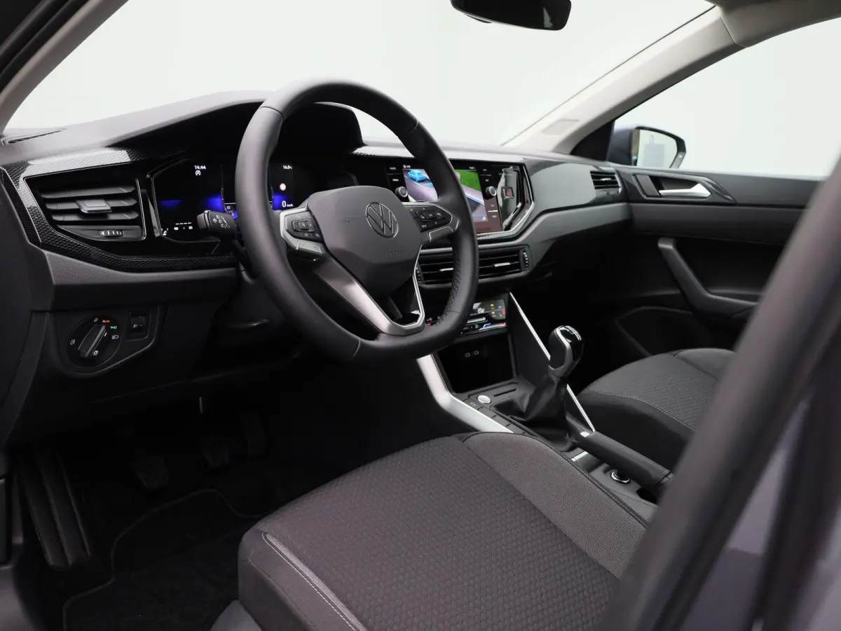 1.0 TSI Life Edition 95 PK| Origineel Nederlands | 1e Eigenaar | Navigatie | Stoelverwarming | Keyless | Climatronic | Achteruitrijcamera | Parkeersensoren