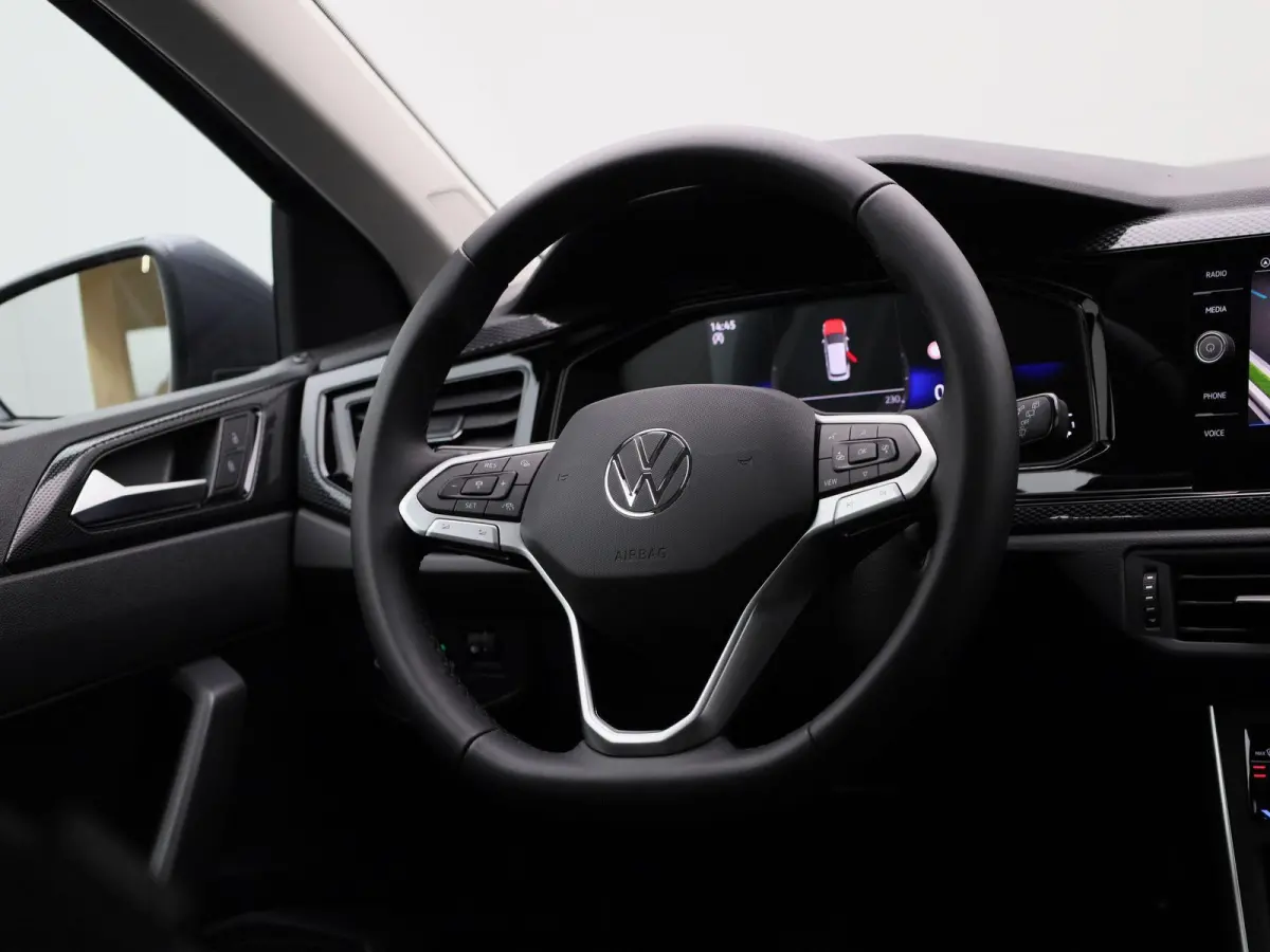 1.0 TSI Life Edition 95 PK| Origineel Nederlands | 1e Eigenaar | Navigatie | Stoelverwarming | Keyless | Climatronic | Achteruitrijcamera | Parkeersensoren