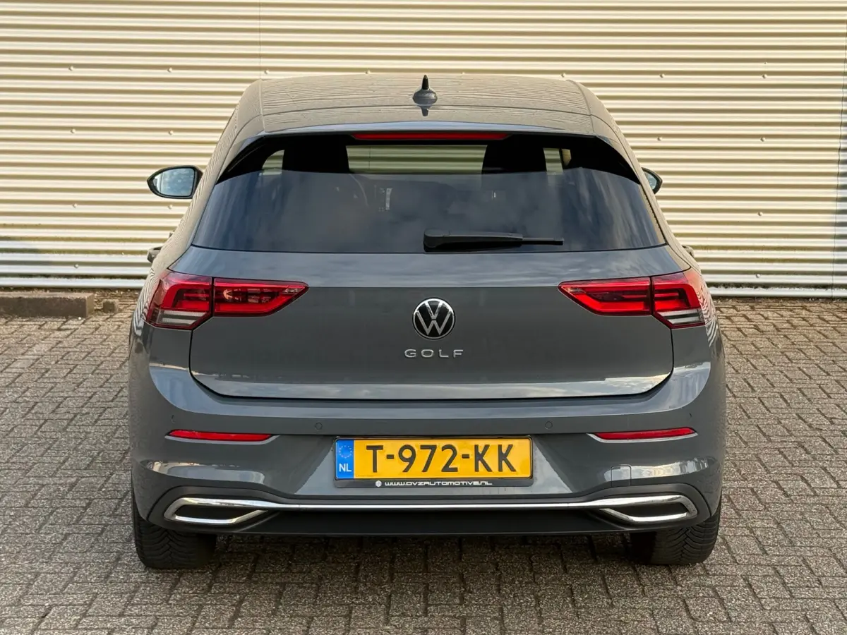 2.0 TDI Life Business / APK / SFEER VERLICHT. / CRUISE / NETTE AUTO / INRUIL MOG.