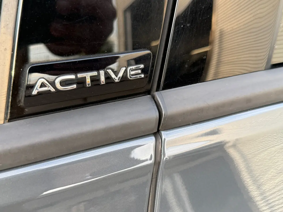 2.0 TDI Life Business / APK / SFEER VERLICHT. / CRUISE / NETTE AUTO / INRUIL MOG.