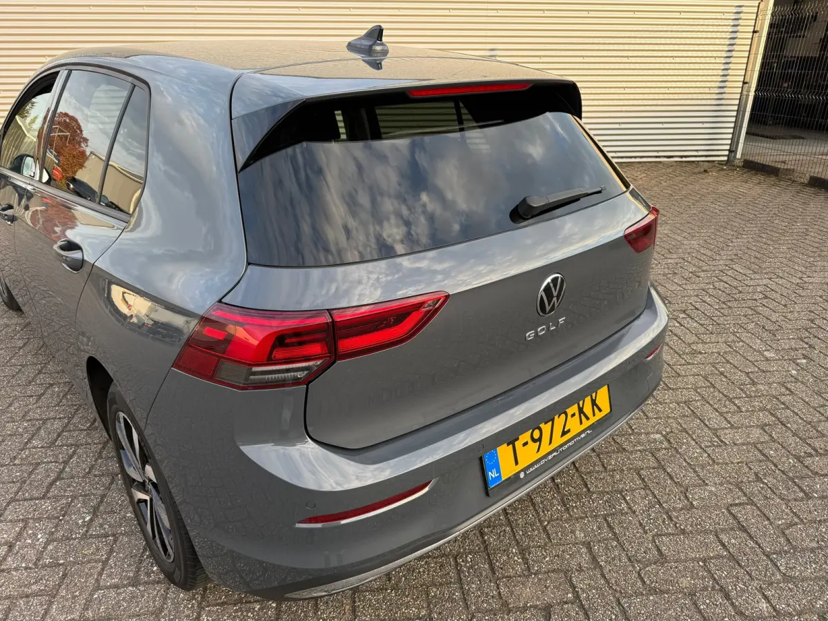 2.0 TDI Life Business / APK / SFEER VERLICHT. / CRUISE / NETTE AUTO / INRUIL MOG.