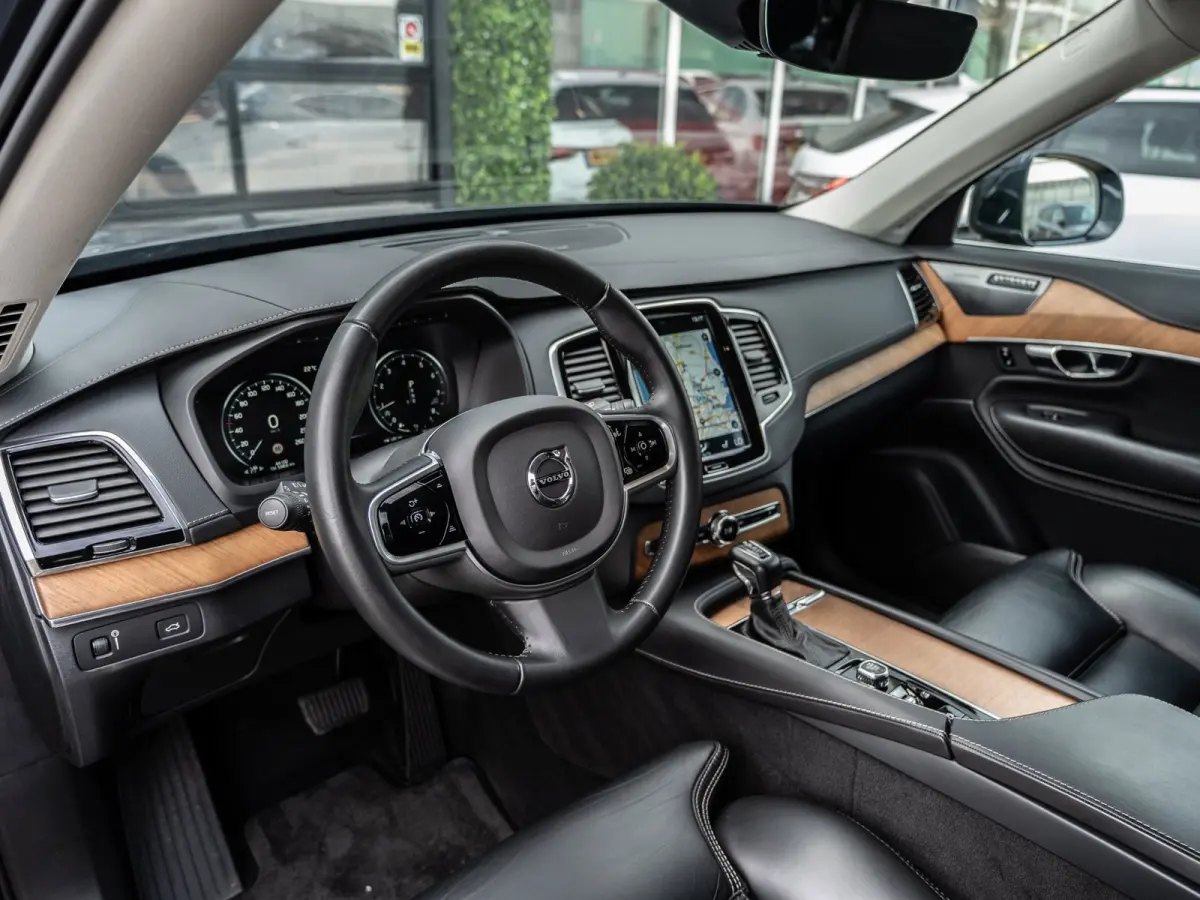 2.0 T6 AWD Inscription | Memory | H/K Sound | 2700 KG Trekgewicht |