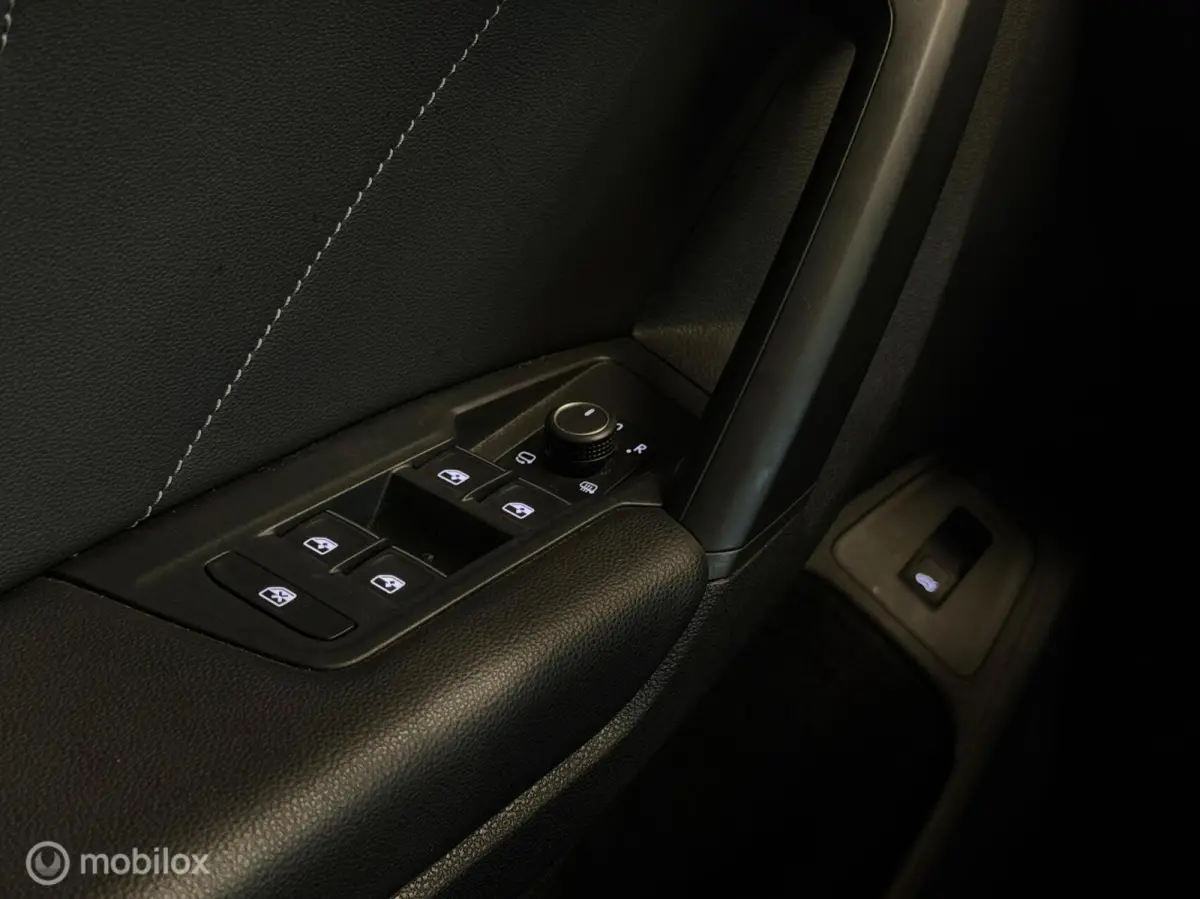1.5 TSI 3x R-Line Panorama/Black Style/HUD