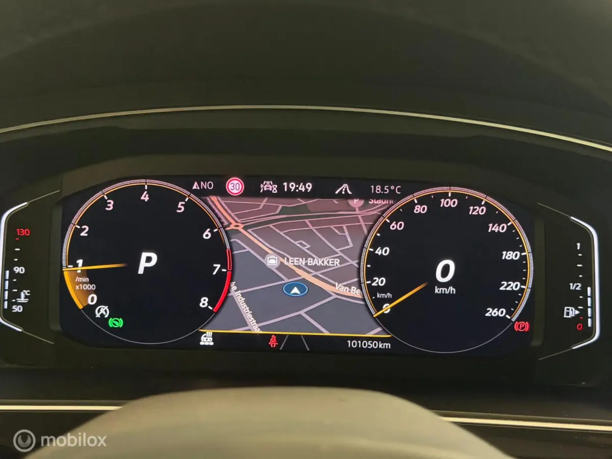 1.5 TSI 3x R-Line Panorama/Black Style/HUD