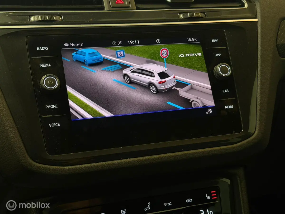 1.5 TSI 3x R-Line Panorama/Black Style/IQ Light